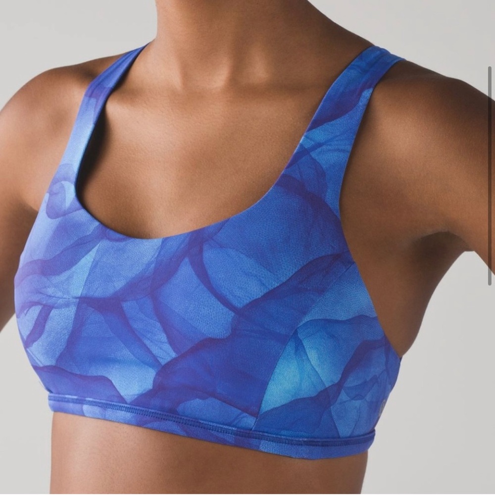 Blue lululemon bra